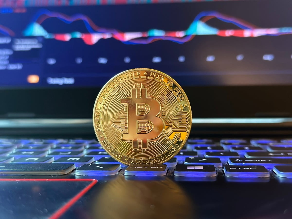 비트코인, 10만달러 붕괴에도…