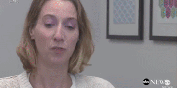 롤러코스터에서 발생할 뻔한 인명사고를 막아낸 케시 에반스. 출처=ABC뉴스.