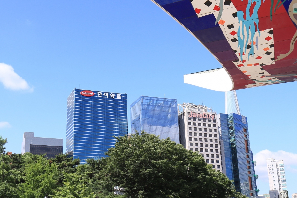 두 달 전 29만원이었는데…개미들 난리 난 주식 뭐길래 [종목+]