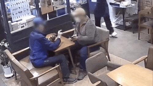 (이디야커피 공식 인스타그램 갈무리)