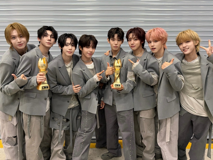 아홉, ‘2025 KGMA’ 2관왕 등극⋯올해 기대주→최고 루키 우뚝