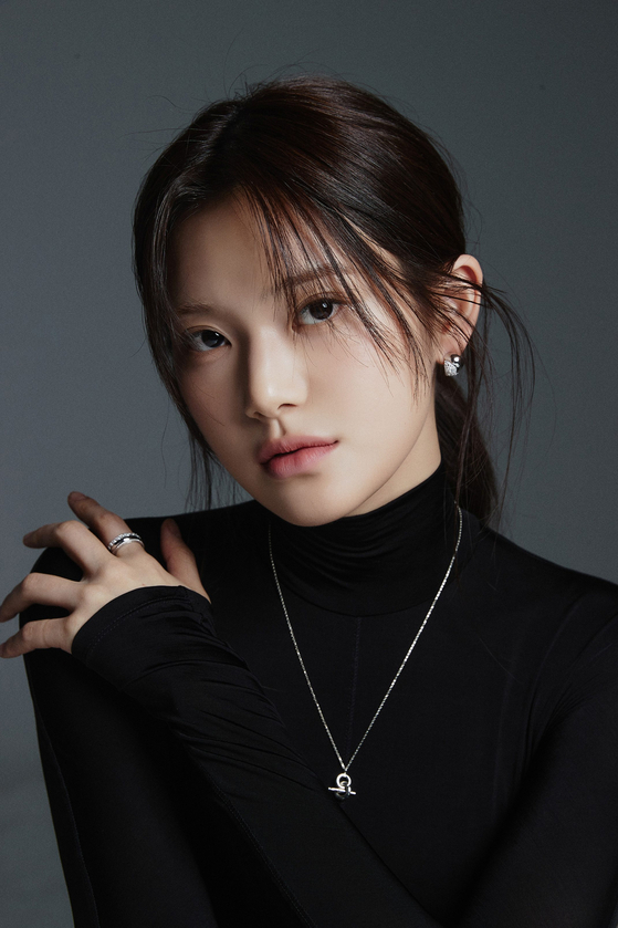 가수 민서 연이은 배우 행보 '맨홀' 스크린 눈도장