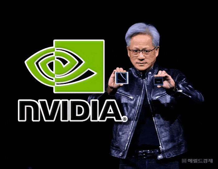 젠슨 황 엔비디아 CEO가 치킨을 먹는 모습. [JTBC 갈무리]