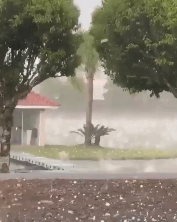 브라질에 우박이 쏟아지는 모습. Volcaholic 엑스