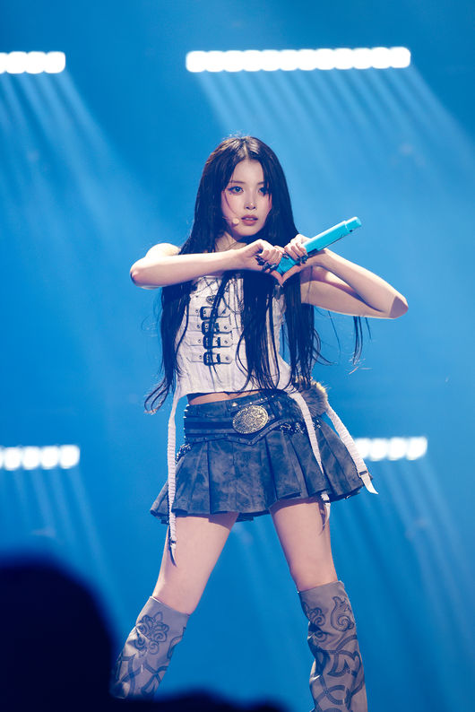 20251130185401721bdpp NMIXX