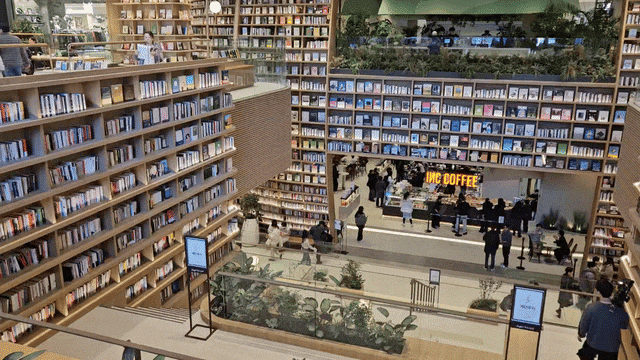 3일 경기도 파주시 '스타필드 빌리지 운정' 내부 전경. /정재훤 기자