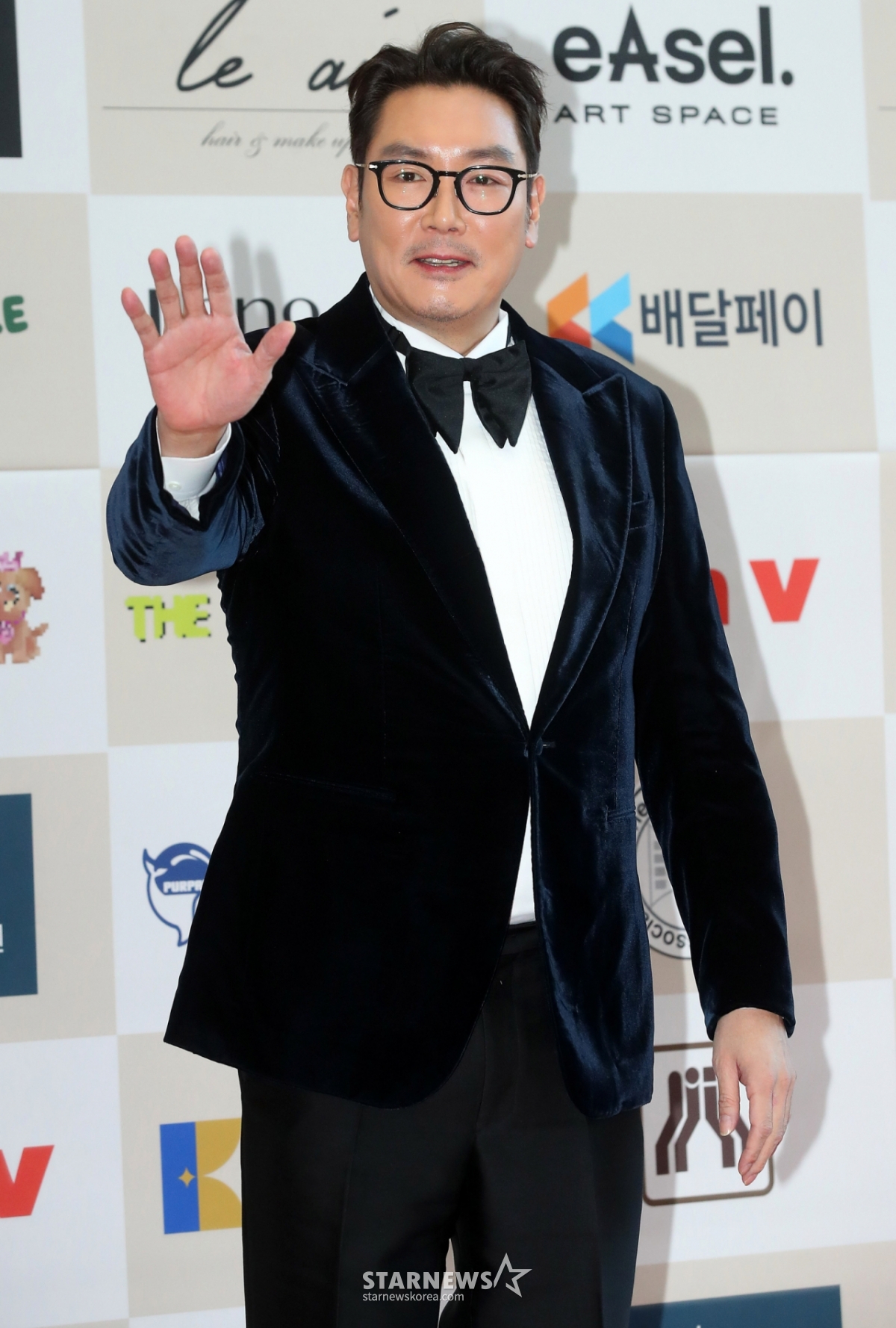 Actor Cho Jin-woong at the Construction Hall in Nonhyeon-dong, Gangnam-gu, Seoul, on the afternoon of the 18th.