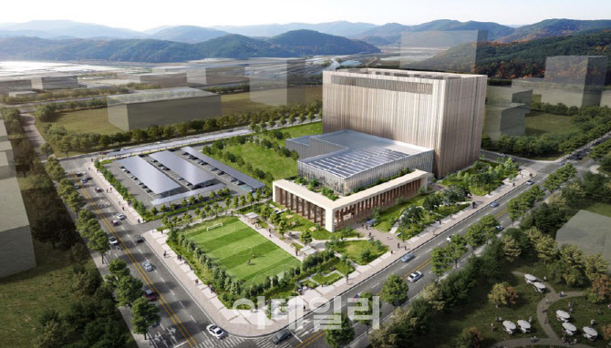 노란 수영복에 섹시한 몸매 어필하는 존예 처자