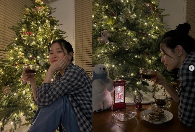 노란 수영복에 섹시한 몸매 어필하는 존예 처자