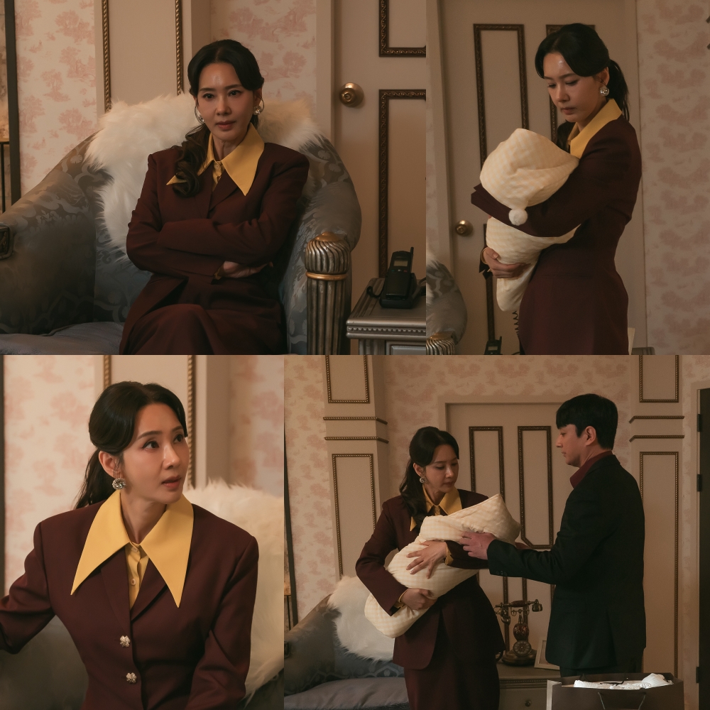 노란 수영복에 섹시한 몸매 어필하는 존예 처자