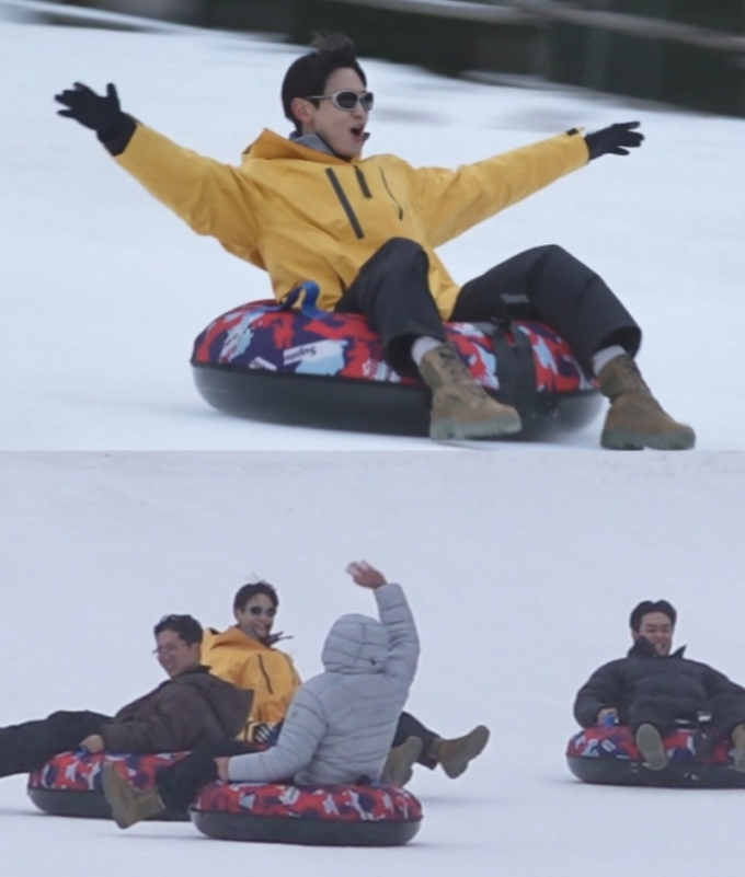 노란 수영복에 섹시한 몸매 어필하는 존예 처자