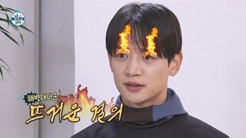 노란 수영복에 섹시한 몸매 어필하는 존예 처자