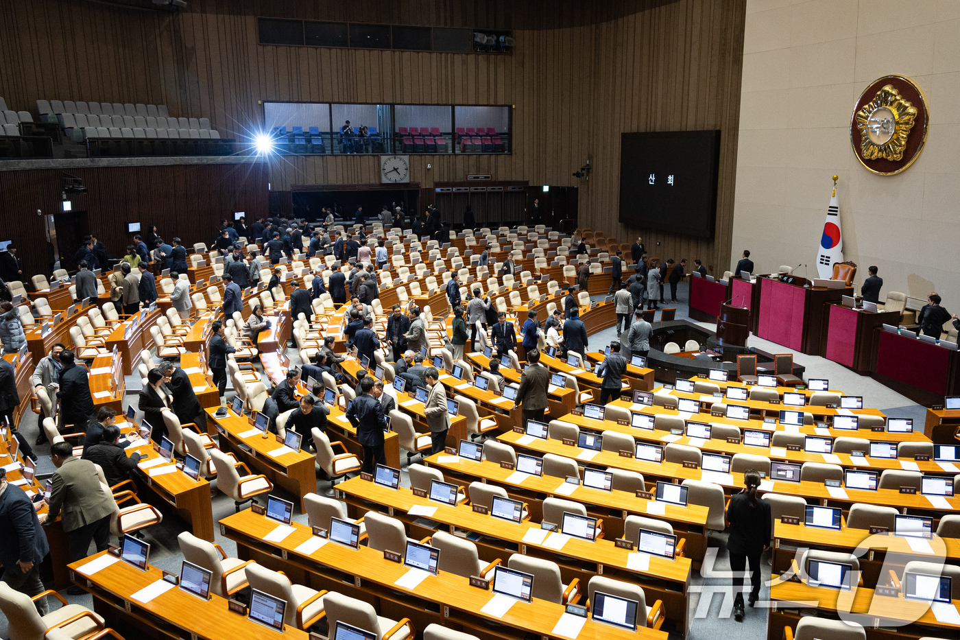 [오늘의 국회일정] (22일, 월)