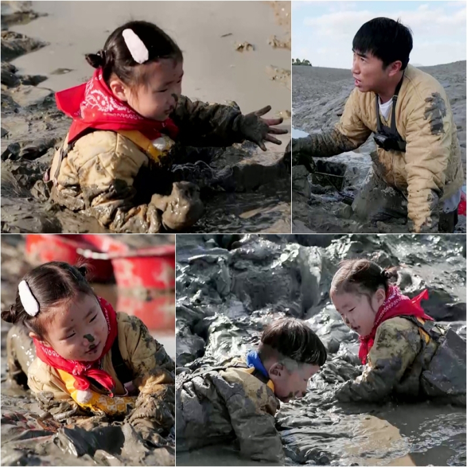 노란 수영복에 섹시한 몸매 어필하는 존예 처자