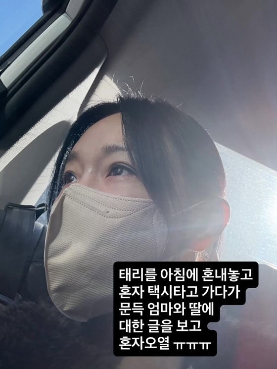 노란 수영복에 섹시한 몸매 어필하는 존예 처자