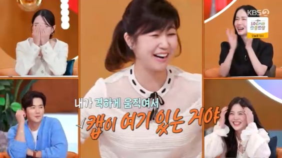 노란 수영복에 섹시한 몸매 어필하는 존예 처자