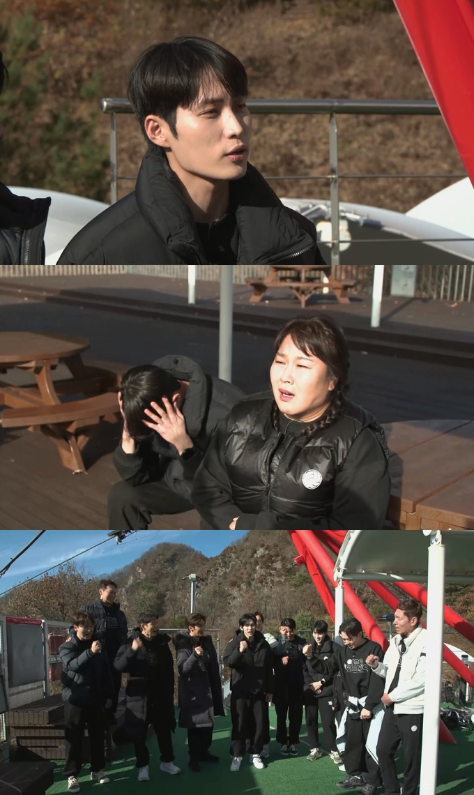 노란 수영복에 섹시한 몸매 어필하는 존예 처자