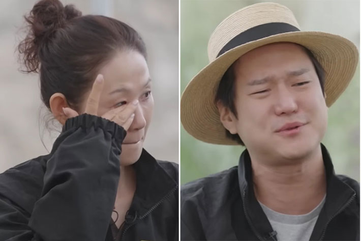 노란 수영복에 섹시한 몸매 어필하는 존예 처자