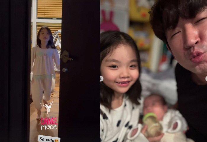 노란 수영복에 섹시한 몸매 어필하는 존예 처자