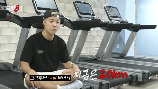 노란 수영복에 섹시한 몸매 어필하는 존예 처자