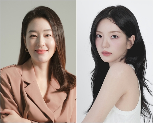 노란 수영복에 섹시한 몸매 어필하는 존예 처자