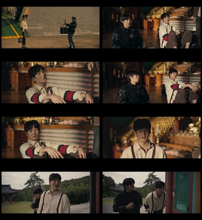 노란 수영복에 섹시한 몸매 어필하는 존예 처자