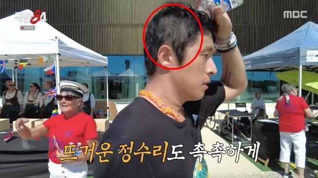 노란 수영복에 섹시한 몸매 어필하는 존예 처자