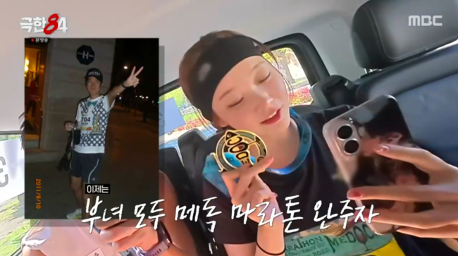 노란 수영복에 섹시한 몸매 어필하는 존예 처자