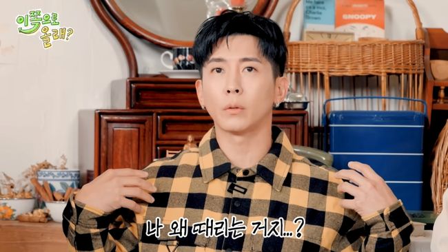 노란 수영복에 섹시한 몸매 어필하는 존예 처자