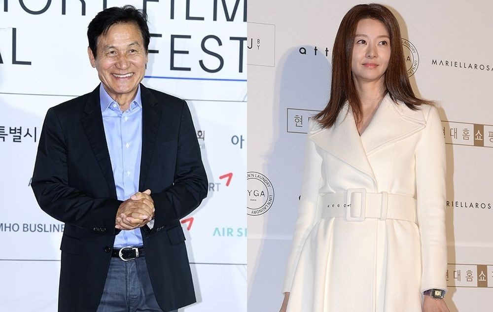 노란 수영복에 섹시한 몸매 어필하는 존예 처자