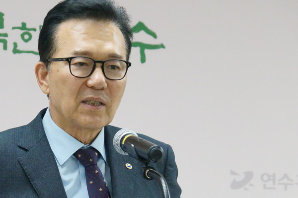 이재호 