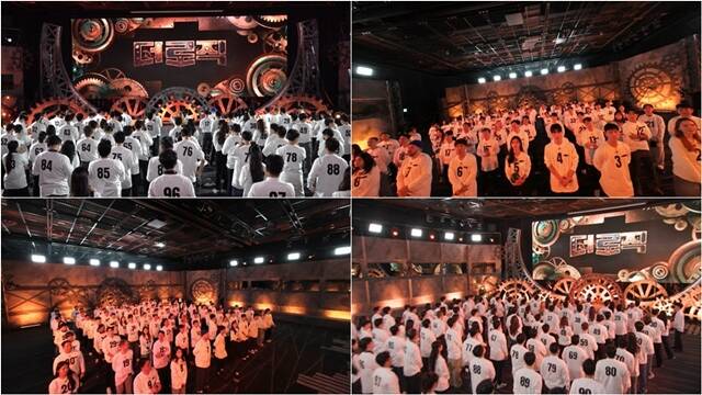 노란 수영복에 섹시한 몸매 어필하는 존예 처자