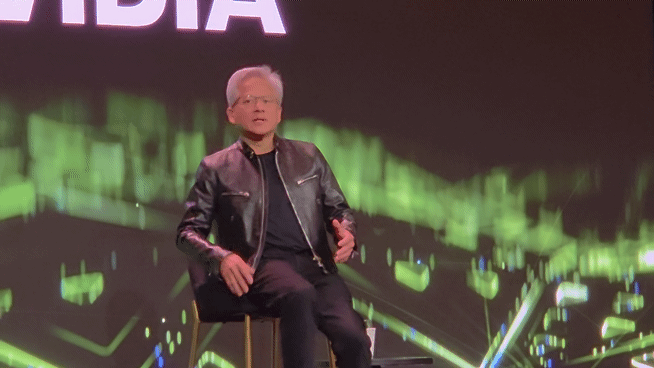 6일(현지시간) 미국 라스베이거스 퐁텐블로 호텔에서 열린 프레스 Q&A에서 젠슨 황 엔비디아 CEO가 답변하는 모습. [사진=박지은 기자]