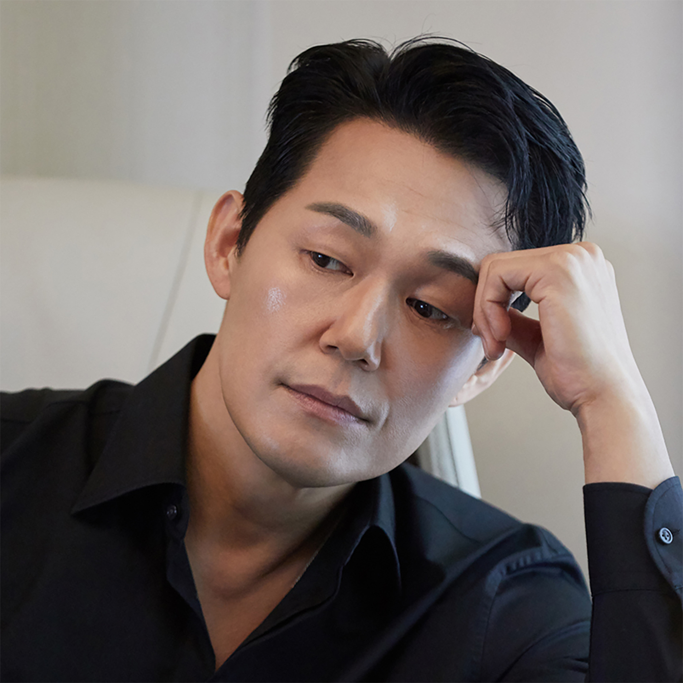 노란 수영복에 섹시한 몸매 어필하는 존예 처자