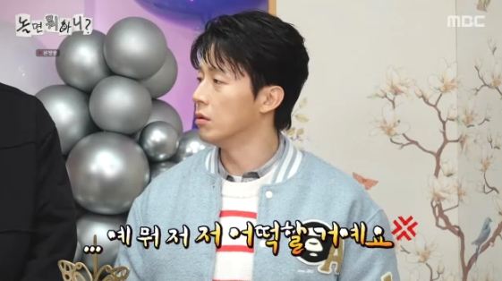 노란 수영복에 섹시한 몸매 어필하는 존예 처자