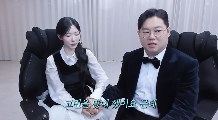 노란 수영복에 섹시한 몸매 어필하는 존예 처자