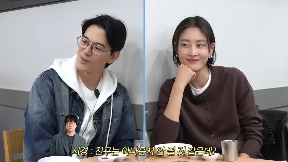 노란 수영복에 섹시한 몸매 어필하는 존예 처자