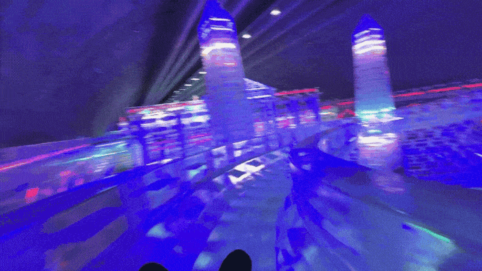 실내 얼음조각 광장 얼음 미끄럼틀 / 사진= 문서연 여행+ 기자