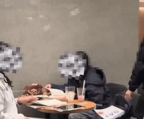 (온라인 커뮤니티 갈무리)