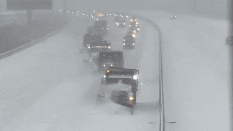 25일(현지시각) 극한 한파 경보가 발령된 미국 전역의 현재 상황이 소셜미디어로 공유되고 있다. /X