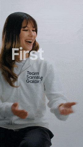 지난달 27일 국제올림픽위원회(IOC)의 공식 파트너인 삼성전자가 2026 밀라노 코르티나 동계올림픽·패럴림픽 참가 선수단을 위해 특별 제작한 '갤럭시 Z 플립7 올림픽 에디션'을 공개했다.(▲ 갤럭시 Z 플립7_ 2026 밀라노 올림픽 에디션 공개). /사진=삼성전자