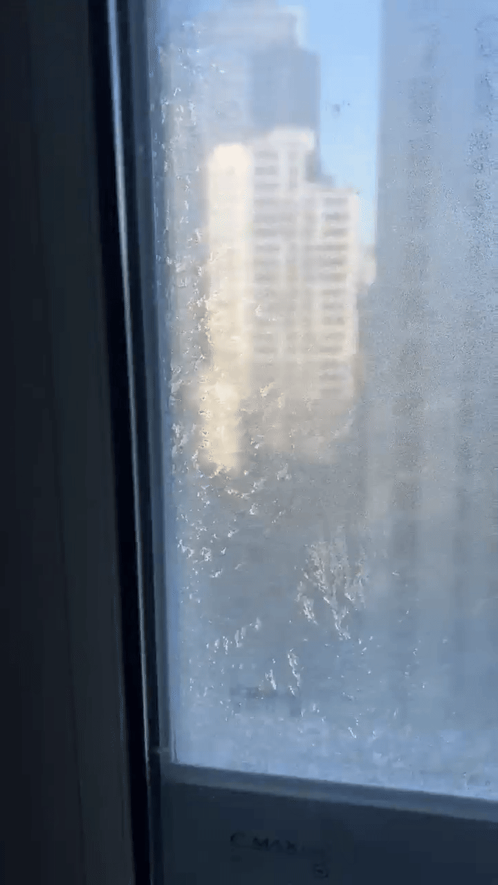 잠실르엘 한 세대 내에 발생한 결로 현상 / 영상=조합원 제공