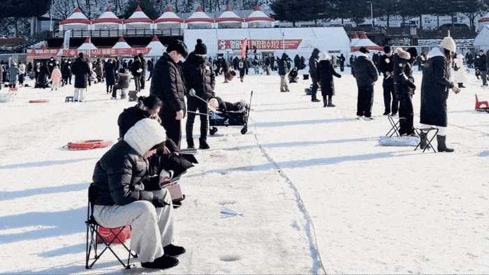 얼음나라화천 산천어축제 얼음낚시 / 사진= 문서연 여행+ 기자