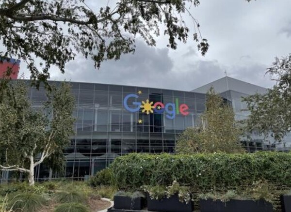 구글 지도 데이터 반출 허용, 쿠팡 영업이익 전년 동기 대비 97% 감소