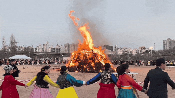 양천구 정월대보름축제 달집태우기/사진=김지은 여행+ 기자