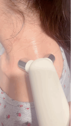 근육 케어 모드로 승모근을 관리하고 있다. ⓒ 뉴스1 신민경 기자