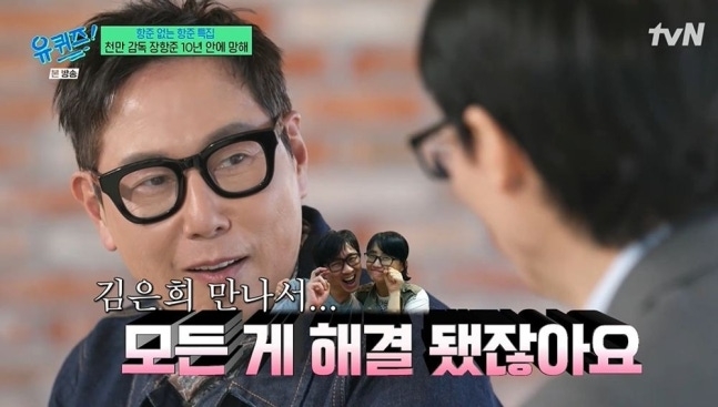 노란 수영복에 섹시한 몸매 어필하는 존예 처자