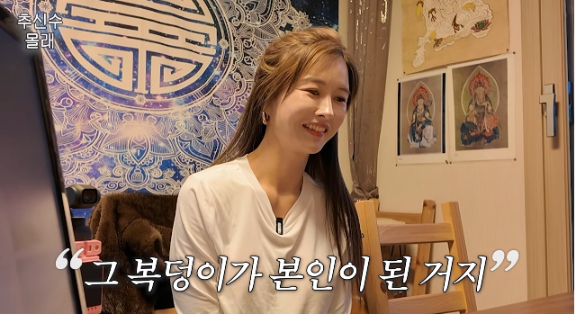 노란 수영복에 섹시한 몸매 어필하는 존예 처자