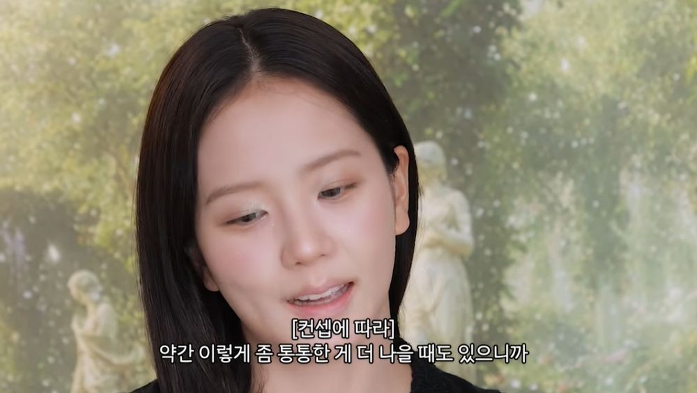 노란 수영복에 섹시한 몸매 어필하는 존예 처자