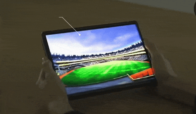 삼성 슬라이더블 플렉스 듀엣 [삼성디스플레이 유튜브 갈무리]